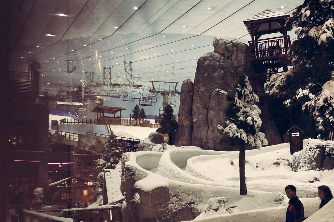 Mall of the Emirates - Skiing 