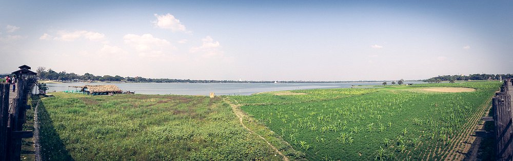 U-Bein Bridge in Mandalay 