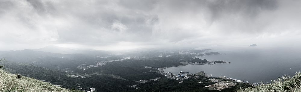 View on the coast around Keelung 