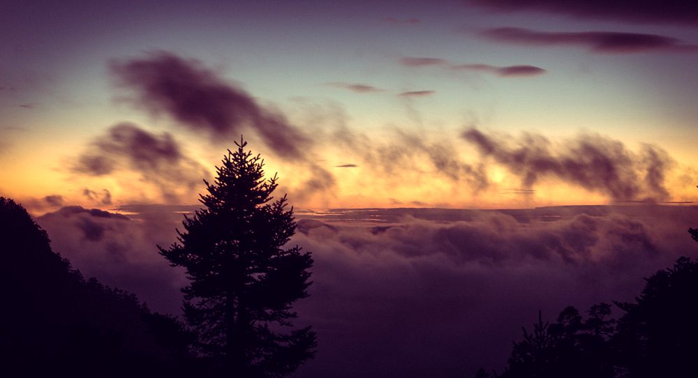 Sunset on Yushan 